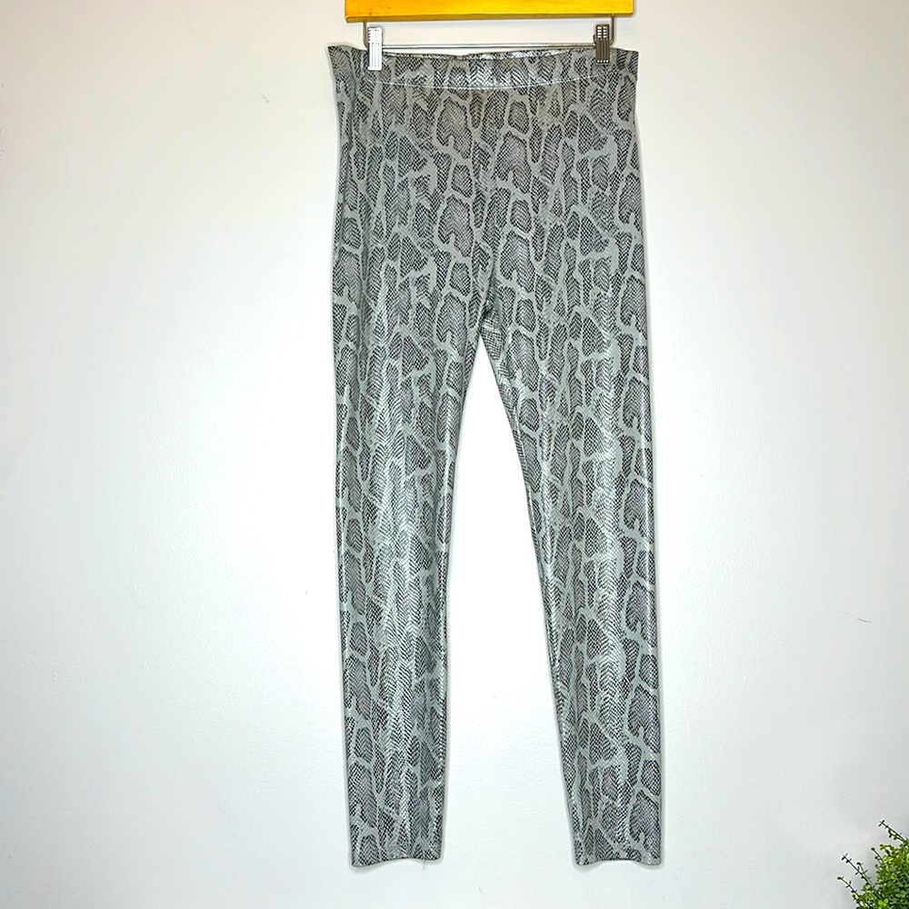 Adrienne snake legging